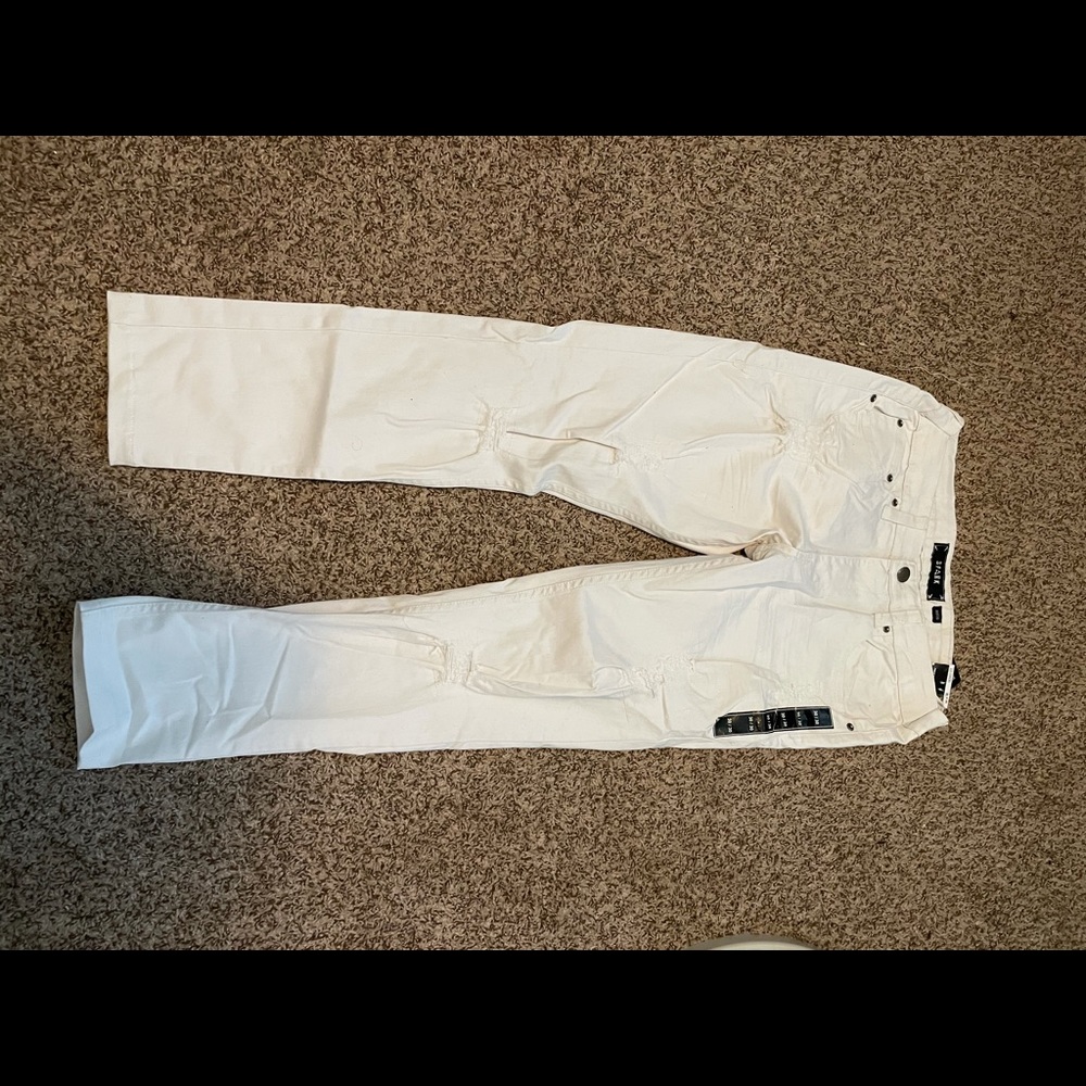 Men’s White Jeans size 30/30
